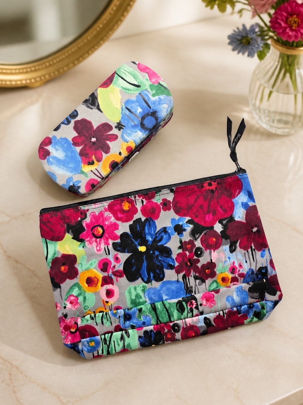 thirty-one Set Of Black and Hot Pink Floral Zip Pouch with Kiss Lock Wallet